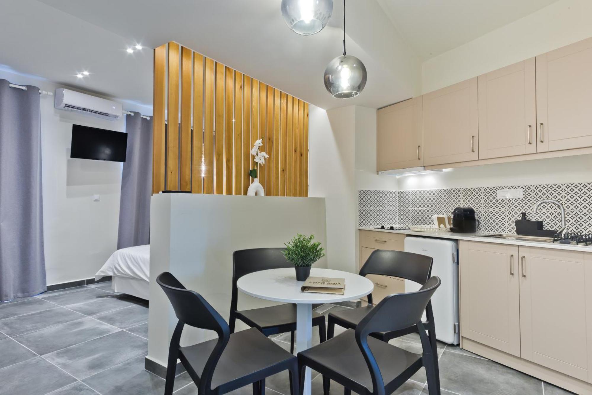 Posidonia Luxury Suites 카르파토스 외부 사진