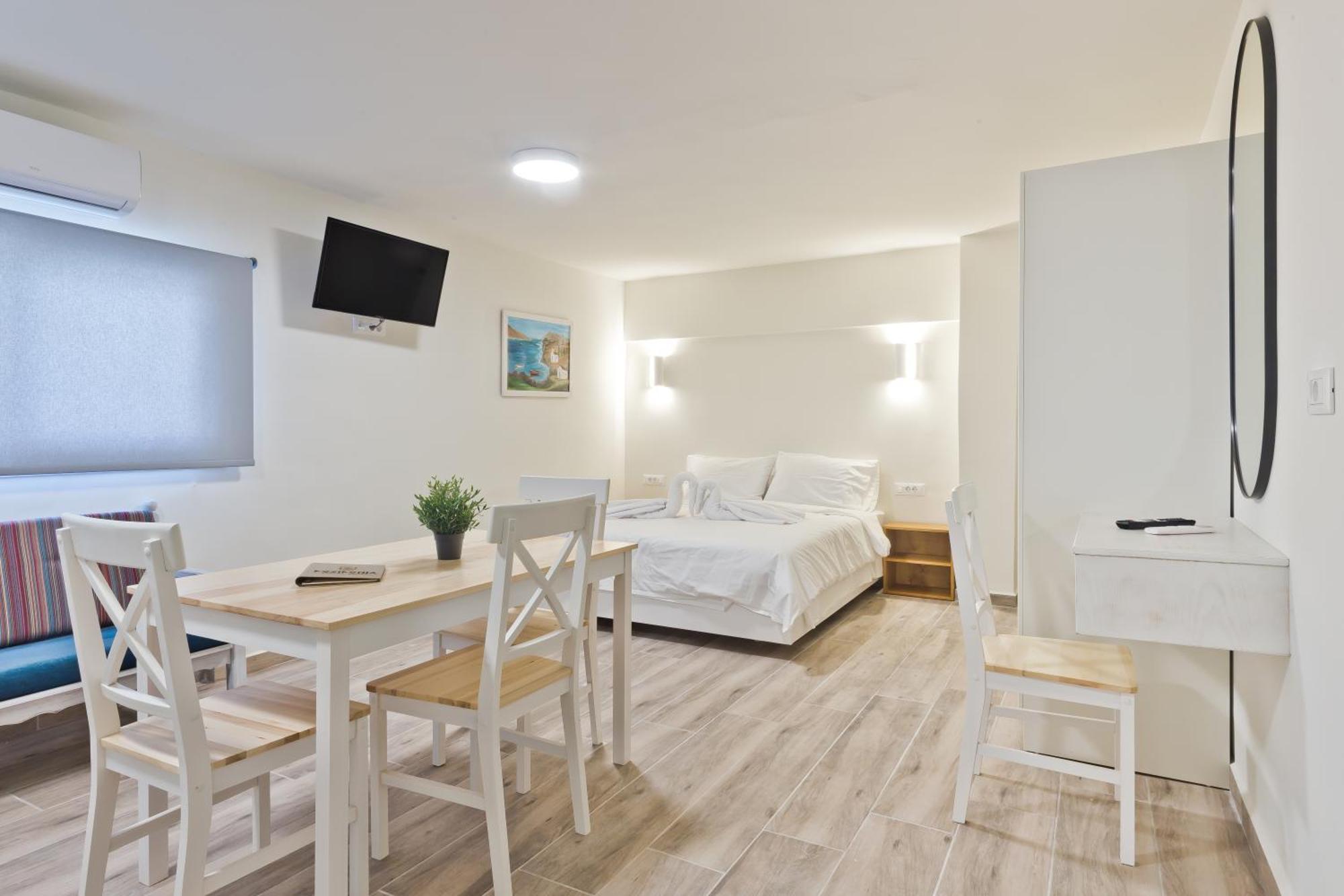 Posidonia Luxury Suites 카르파토스 외부 사진